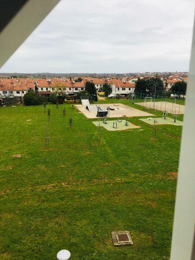 Apartman Govic Umag Bagian luar foto